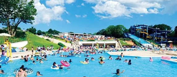 プールで水遊び　子供のための紫外線対策協会